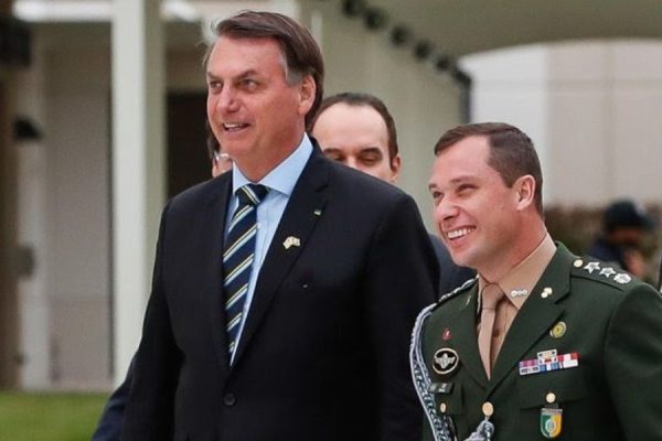 Confira o passo a passo do esquema que teria fraudado cartão vacinal de Bolsonaro